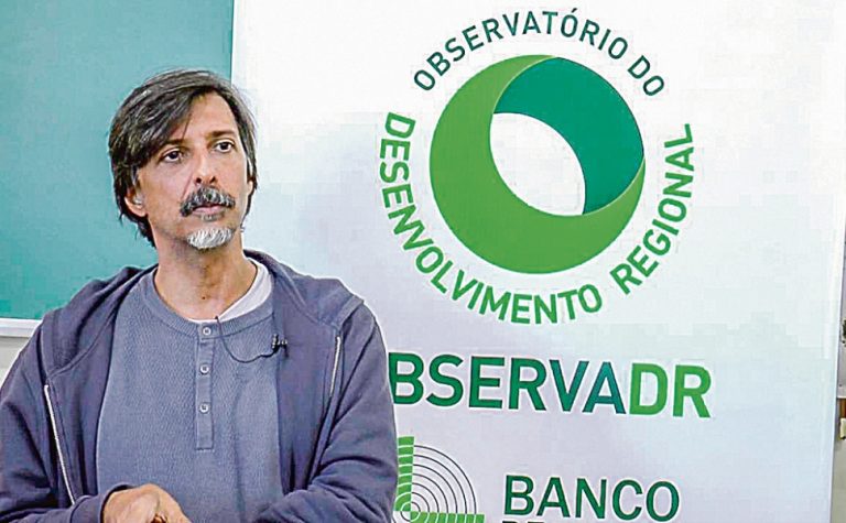 Trabalho cultural entra em debate em Vitória