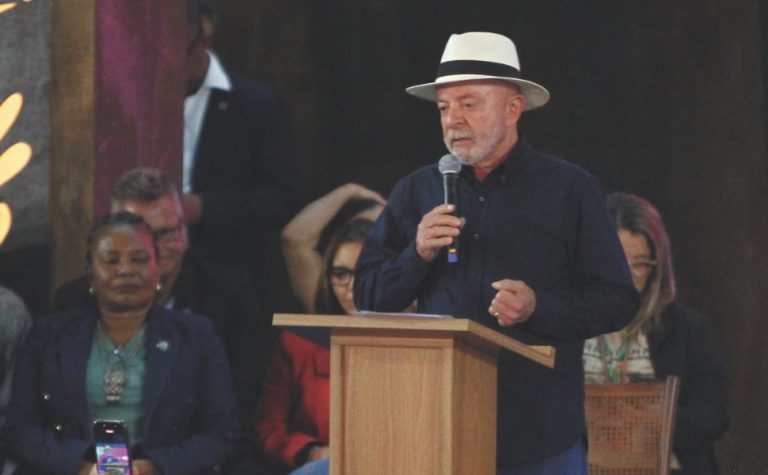 Trump, celulares, eleição, Flávio Bolsonaro: o que disse Lula em visita ao ES