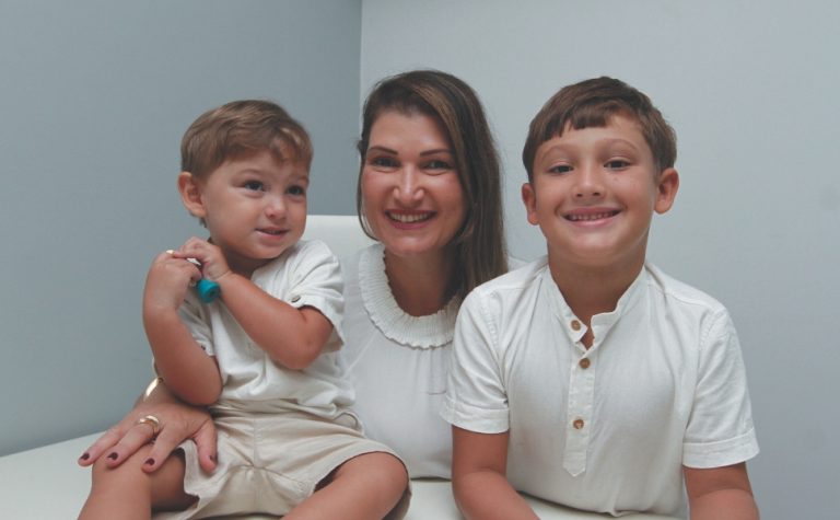 “Venci 10 anos de infertilidade com a minha fé”, diz psicanalista