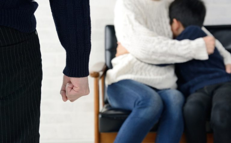 Violência sexual contra crianças e adolescentes triplica em uma década