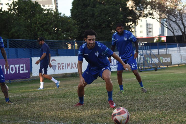 Vitória enfrenta o Serra e pode voltar à liderança da Copa Espírito Santo