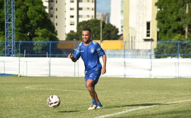 Vitória roda elenco na Copa ES de olho na sequência do Brasileirão Série D