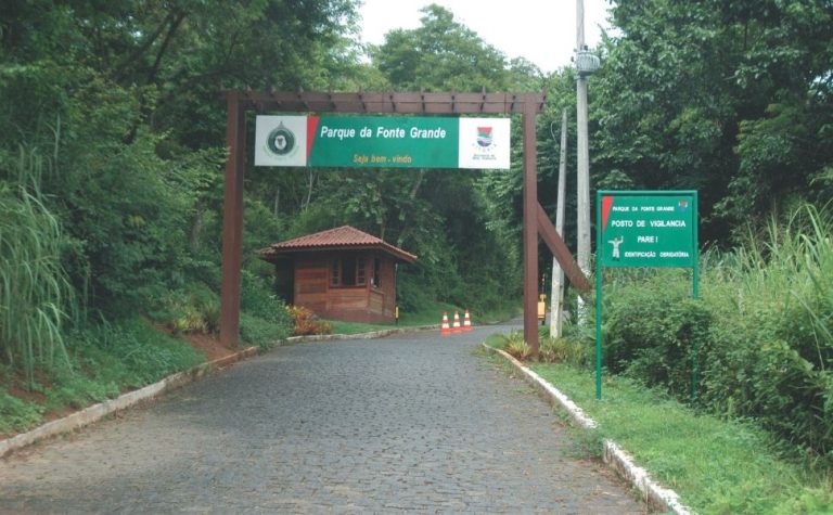 Vitória terá caminhada noturna no Parque da Fonte Grande no Dia da Mata Atlântica