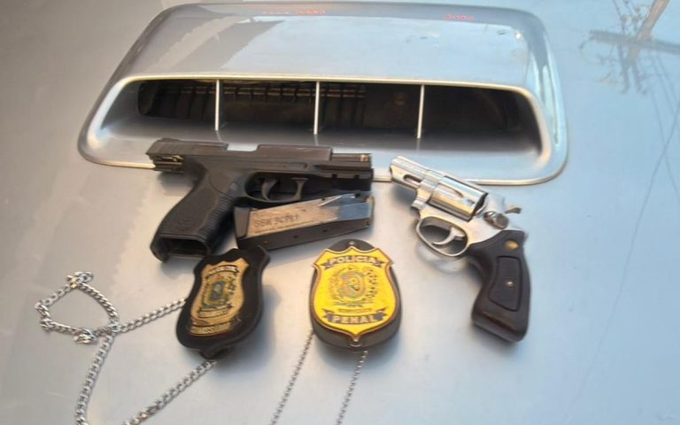 Adolescente mata amigo de 13 anos para roubar armas do pai