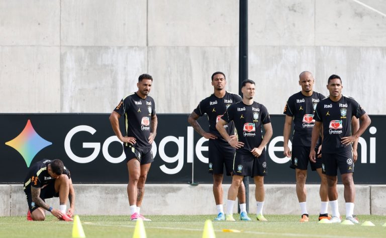 Ancelotti testa seleção brasileira com três no meio e Igor Thiago