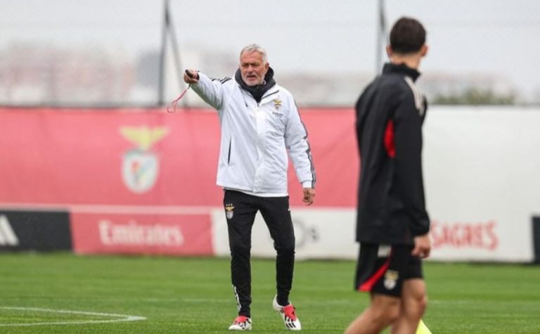 Benfica anuncia saída de Mourinho para o Real Madrid por quantia milionária