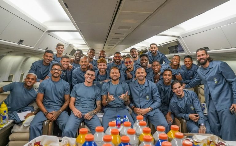 Brasil chega aos EUA, e Ancelotti diz querer fazer testes antes da estreia
