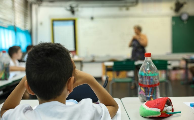 Censo Escolar: Brasil reduz índices de reprovação, abandono e atraso