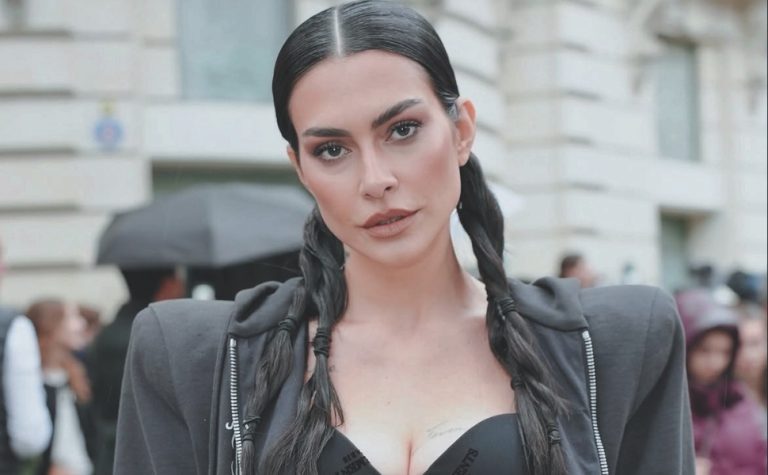 Cleo: “Minha fé não tem a ver com religião”