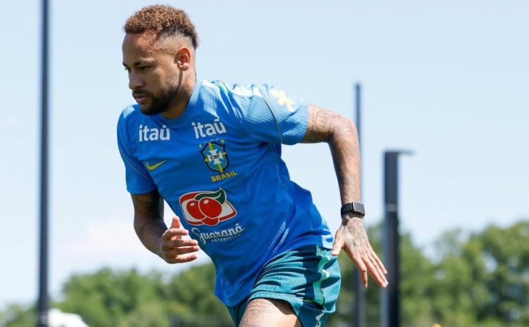 Com Neymar, Brasil faz penúltimo treino antes de encarar a Escócia