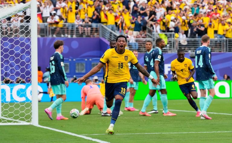 Com Plata herói, Equador vira sobre a Alemanha e avança à 2ª fase da Copa do Mundo
