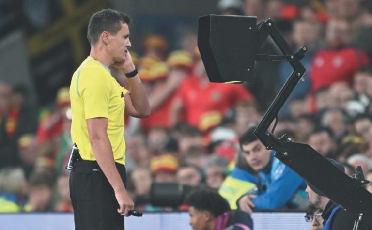 Copa do Mundo estreia novas regras de arbitragem