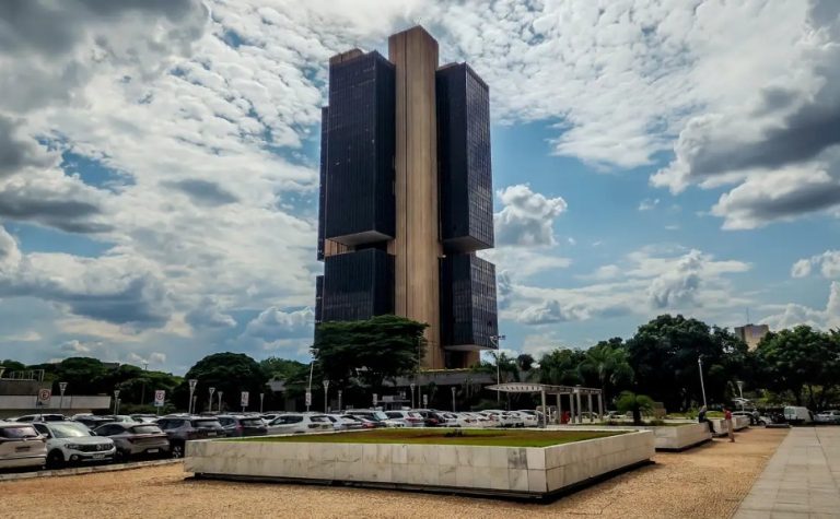 BC corta Selic em 0,25 ponto pela terceira vez, para 14,25% ao ano