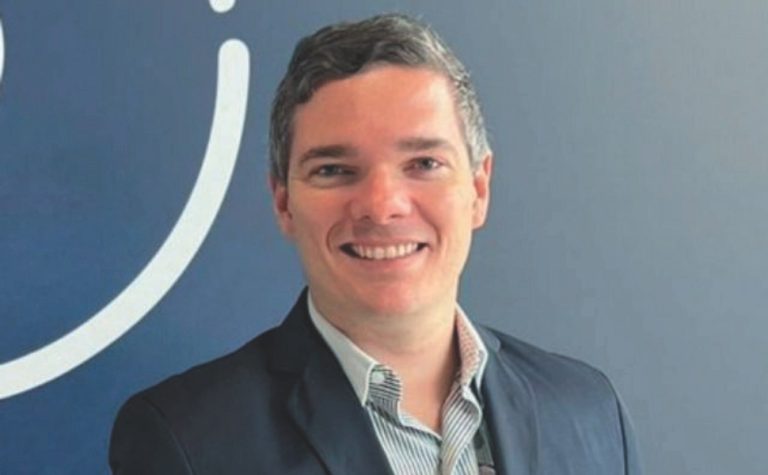 Do desemprego à oportunidade: como a conexão local transforma
