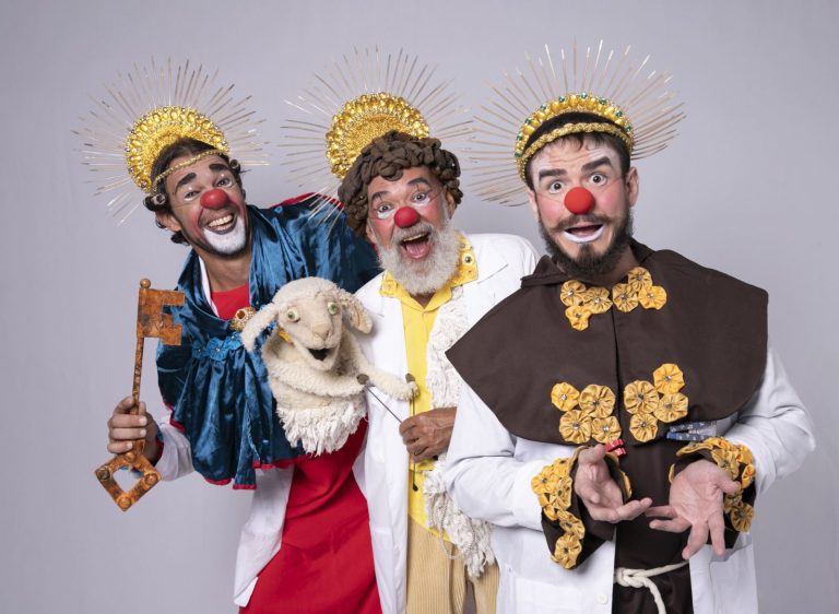 Doutores da Alegria apresentam “Presepada de São João” nos hospitais do Recife