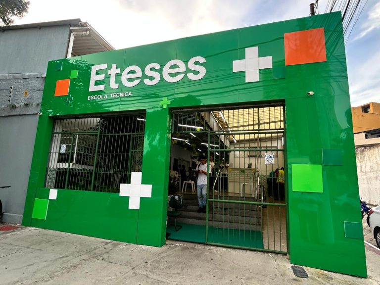 Eteses aposta em formação técnica de saúde na era da IA