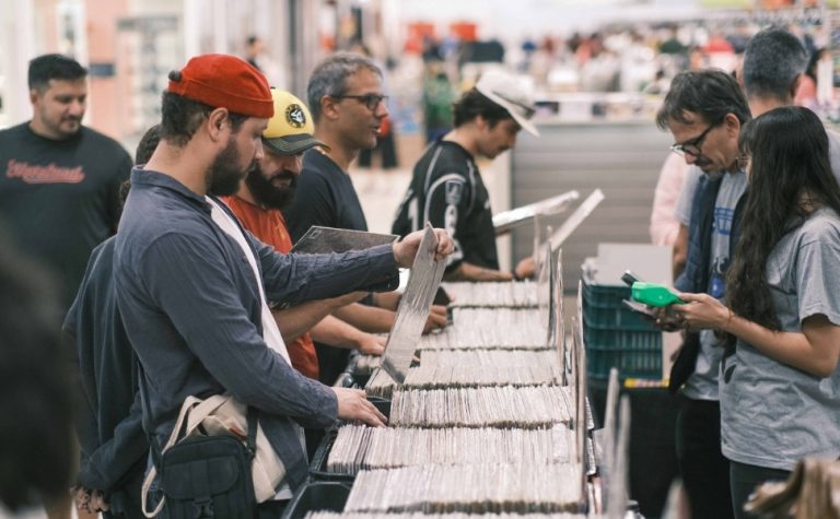 Feira Capixaba do Vinil tem discos a R$ 10 em edição no Masterplace Mall