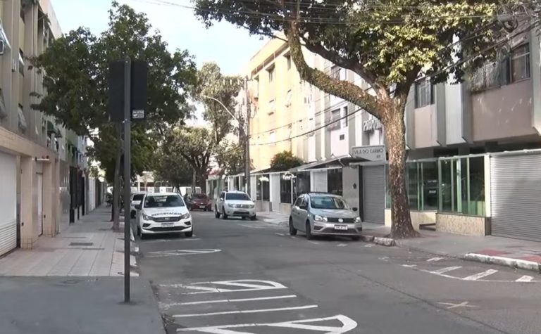 Filhos são presos após idosa ser encontrada com sinais de maus tratos em Vitória