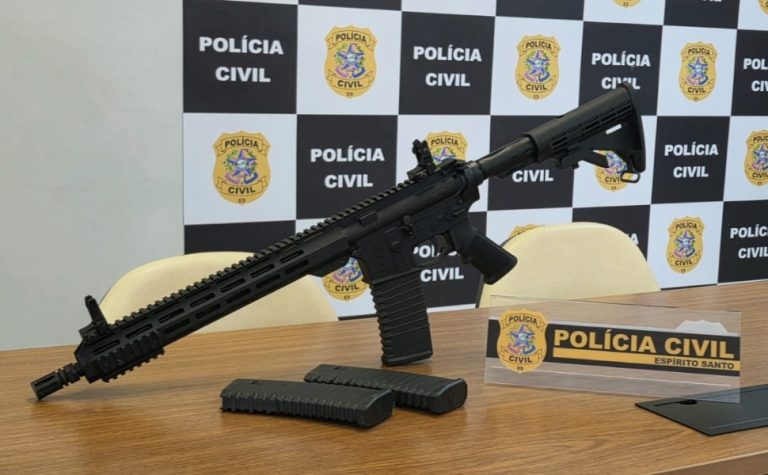 Homem é preso com fuzil que seria vendido a traficantes no ES