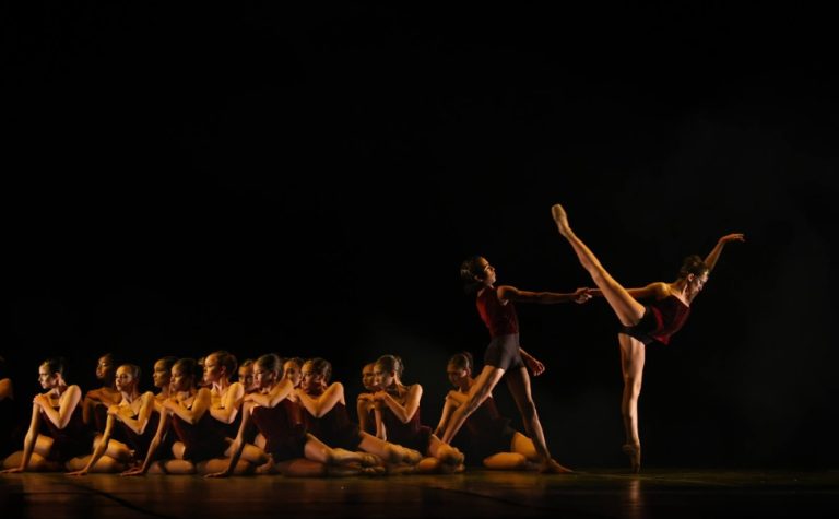 Mais de 22 bailarinos do ES vão ao maior festival de dança do mundo