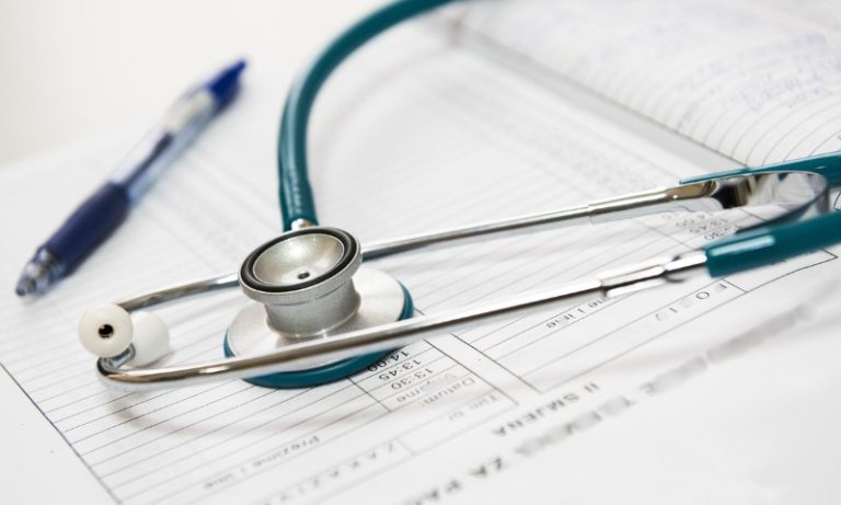 Medida provisória estipula nota mínima para ter registro profissional de medicina