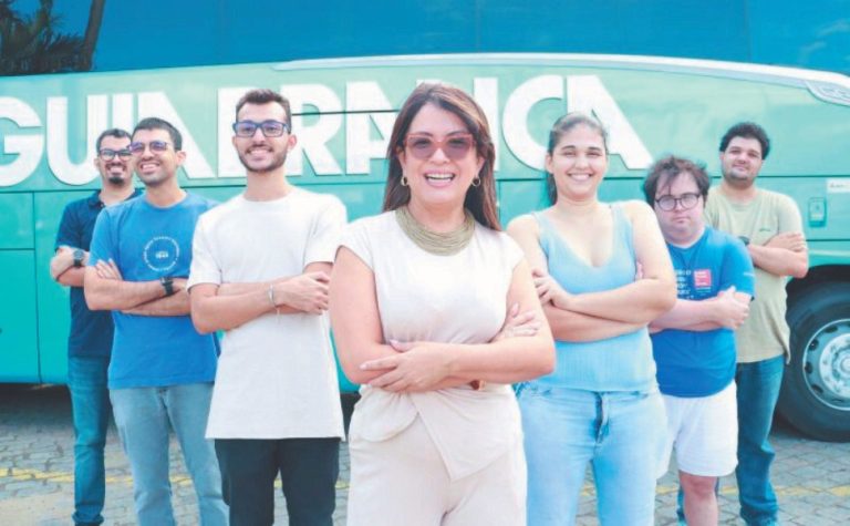 Melhores empresas para trabalhar abrem vagas de emprego e estágio