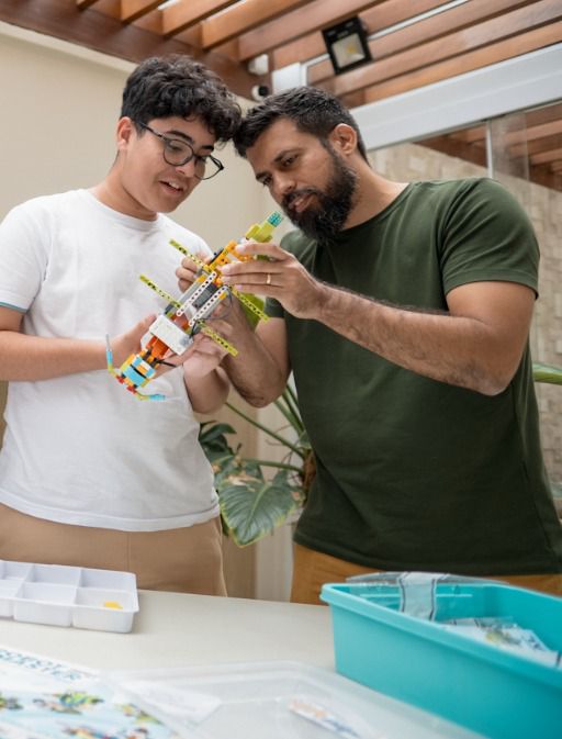 Microkids lança metodologia para professores na era da IA