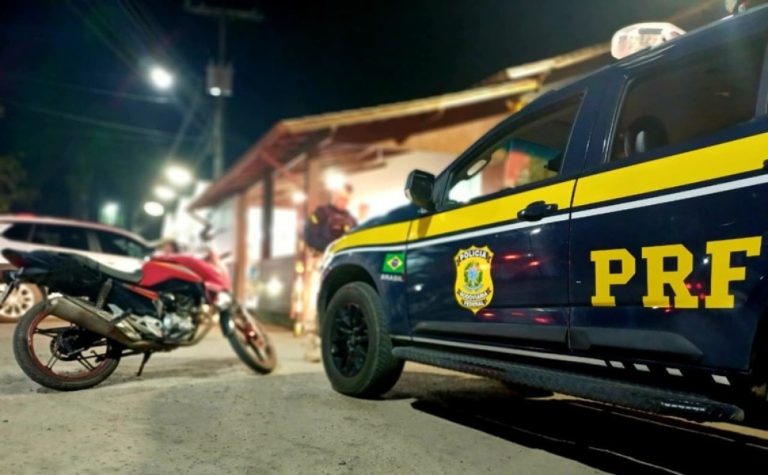 Moto furtada há quase oito anos é recuperada durante fiscalização na BR-101 no ES