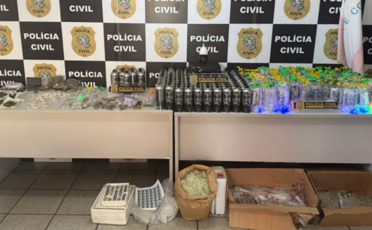 Mulher e genro são presos e mais de 400 frascos de lança-perfume apreendidos
