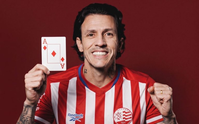 Náutico anuncia o retorno do meio-campista Jean Carlos