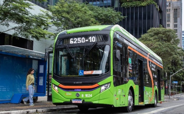 Ônibus elétrico e-Volksbus inicia testes em trechos estratégicos de Vitória