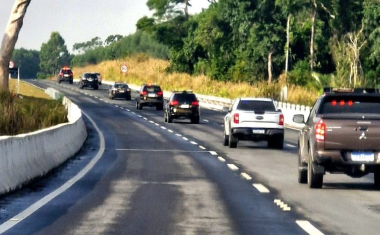 Polícia Federal deflagra operação em Aracruz por agressão a seguranças de Lula