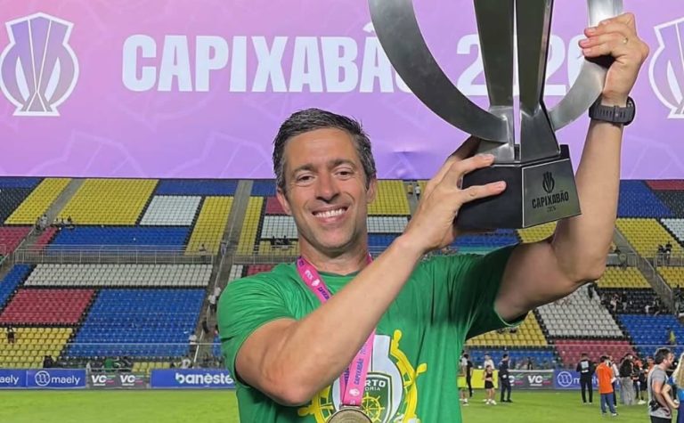 Porto Vitória anuncia saída de técnico campeão capixaba