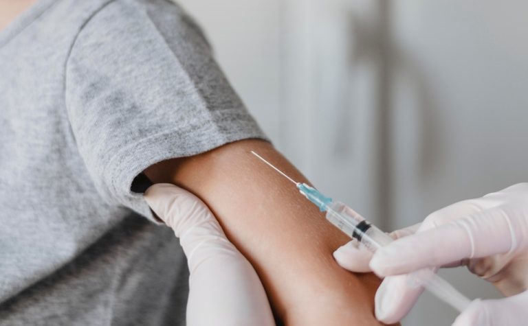 Reforço da vacina contra pólio para crianças de 4 anos a partir de agosto no ES