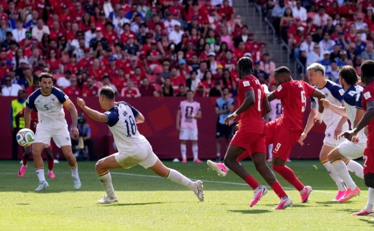 Reserva salva, Canadá busca empate com a Bósnia e Herzegovina e pontua pela 1ª vez