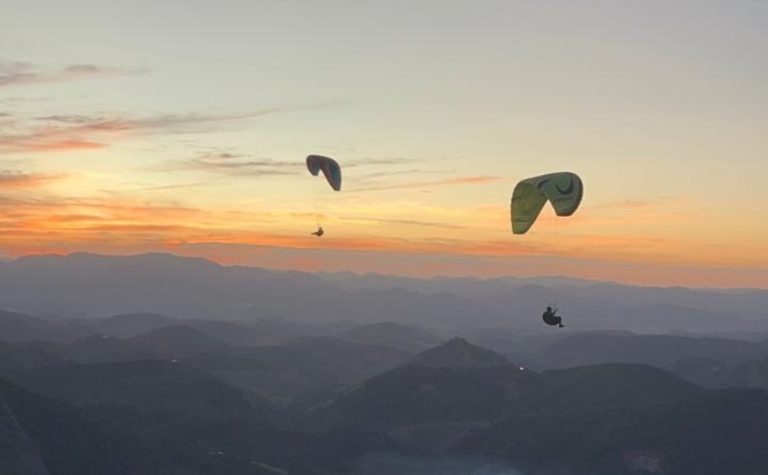 Revoada do Circuito de Parapente agita Afonso Cláudio