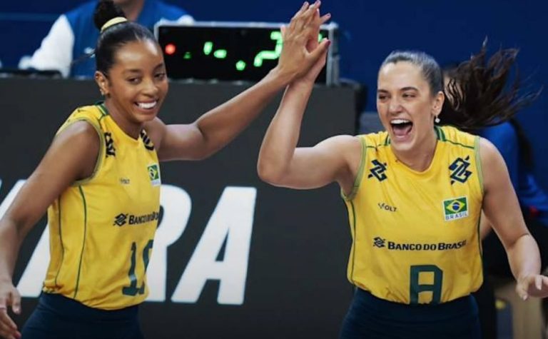 Seleção brasileira feminina de vôlei mantém 100% e bate a França na Liga das Nações