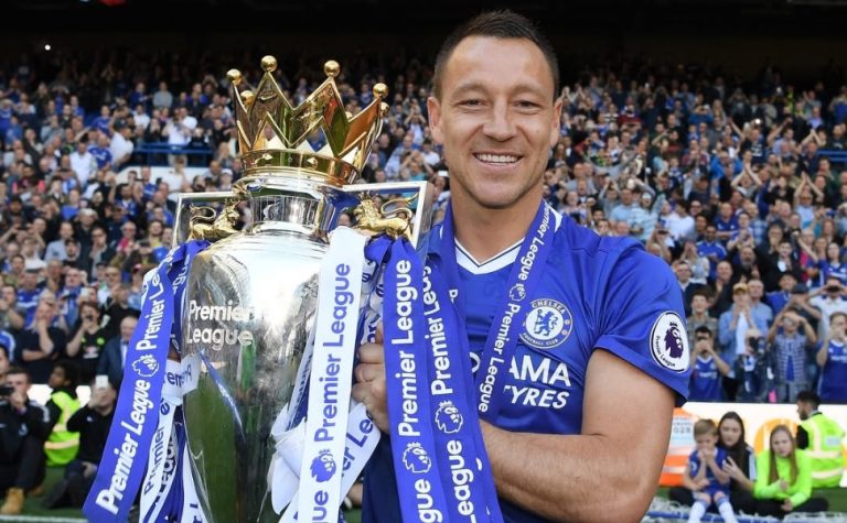Terry critica elenco da Inglaterra para a Copa: ‘Só temos 13 ou 15 jogadores”