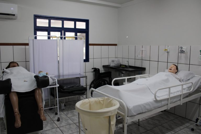 Uninter celebra 30 anos com 12 polos EAD no Espírito Santo