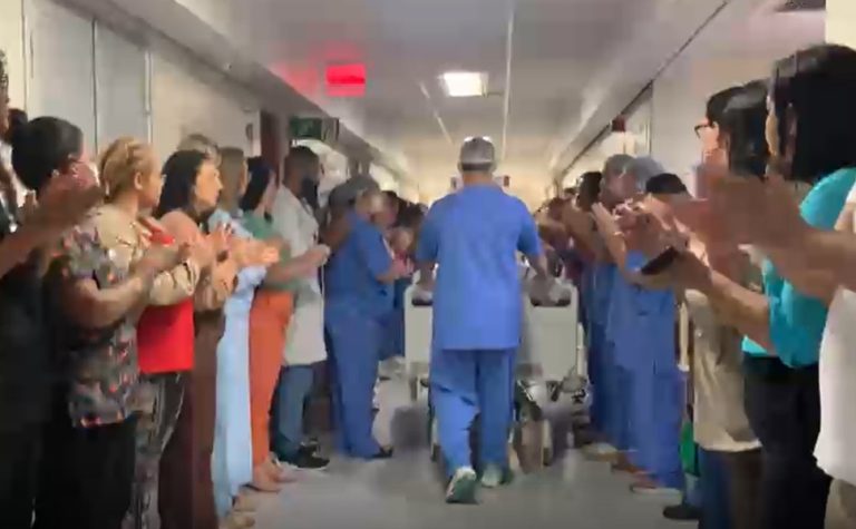 VÍDEO: funcionários de hospital fazem corredor de honra a doador de órgãos no ES