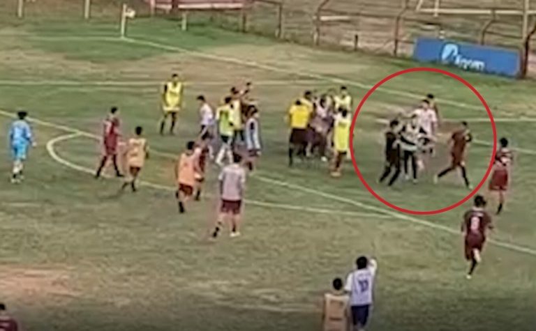 VÍDEO: jogador sub-17 desmaia após ser agredido durante partida de futebol no ES