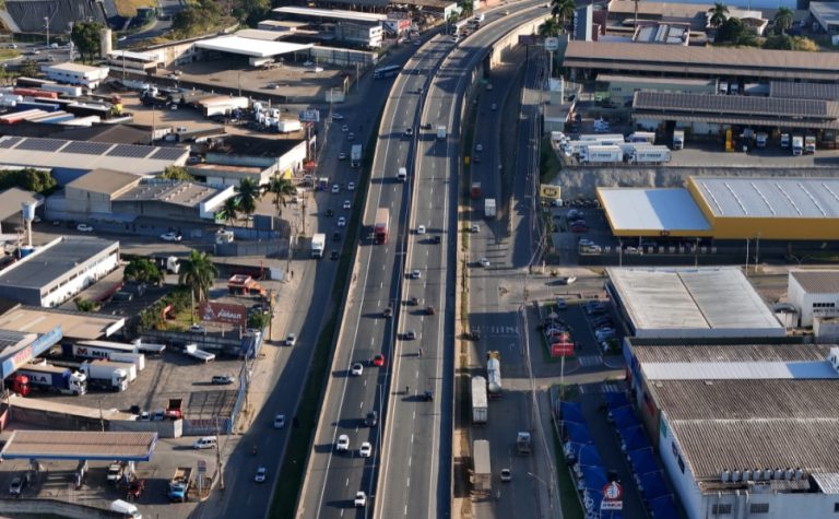Viana inicia maior obra de drenagem da história para acabar com alagamentos