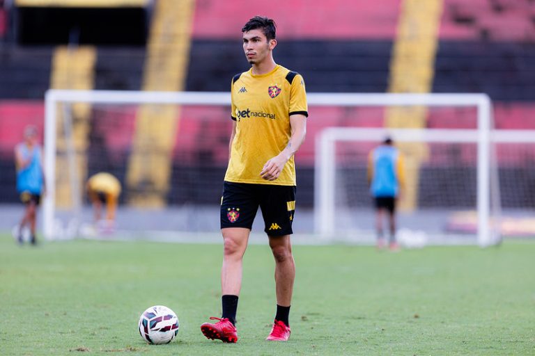 Volante Biel valoriza período de treinos antes de duelo contra o Athletic-MG