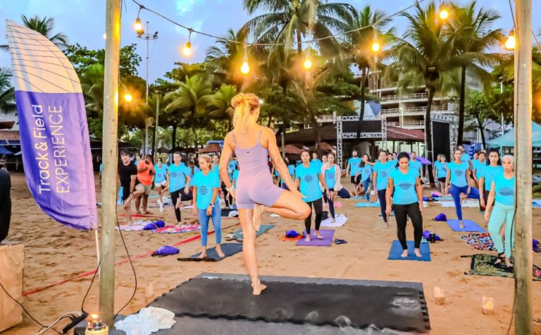 Yoga ao Amanhecer volta à Curva da Jurema com experiência de bem-estar