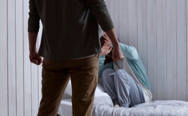2 a cada 3 mulheres atendidas por violência doméstica já sofreram outras agressões
