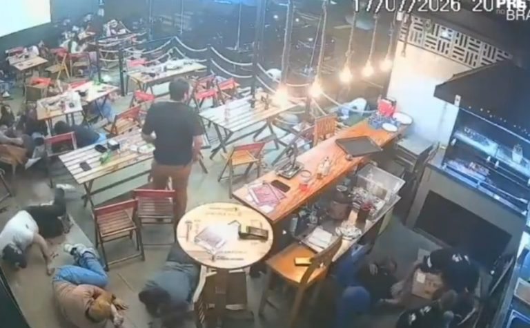 Atentado a tiros em loja de conveniência deixa três mortos e dois feridos no Paraná