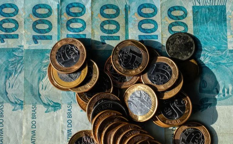 Beneficiários com NIS de final 8 recebem Bolsa Família de julho