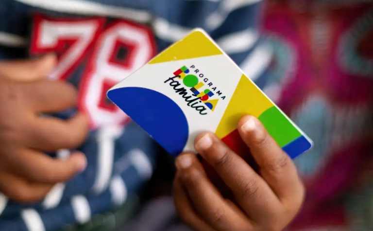 Caixa paga Bolsa Família de julho a beneficiários com NIS de final 4