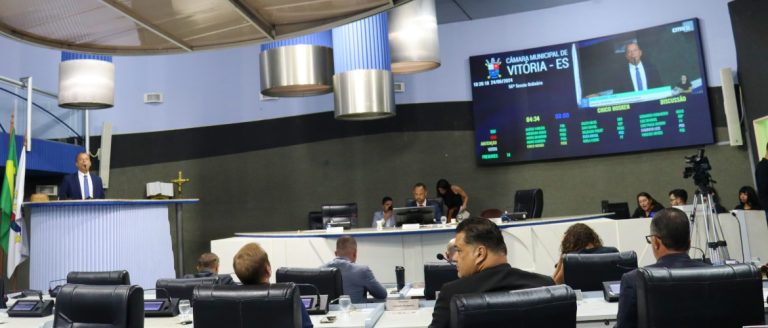 Câmara de Vitória detalha processo para cassar condenado por estupro