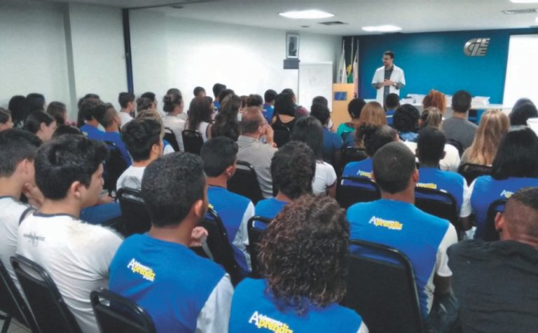 Centenas de oportunidades de estágio estão abertas no Espírito Santo